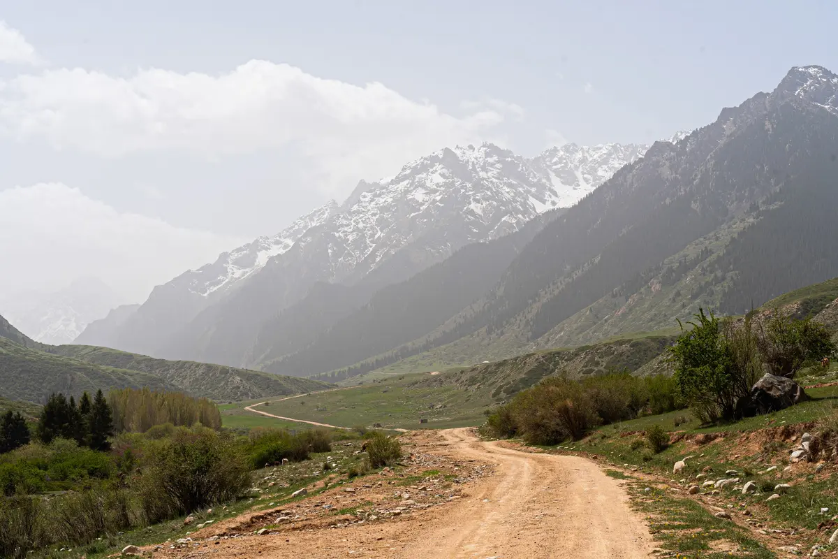 Путешествуя на автодоме, вы можете сами выбирать, какую часть страны посетить, где останавливаться и сколько времени проводить в каждой локации.